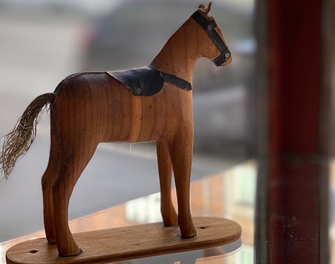 Small, hand made, vintage wooden horse, 10.50 x 10.50 centimeters